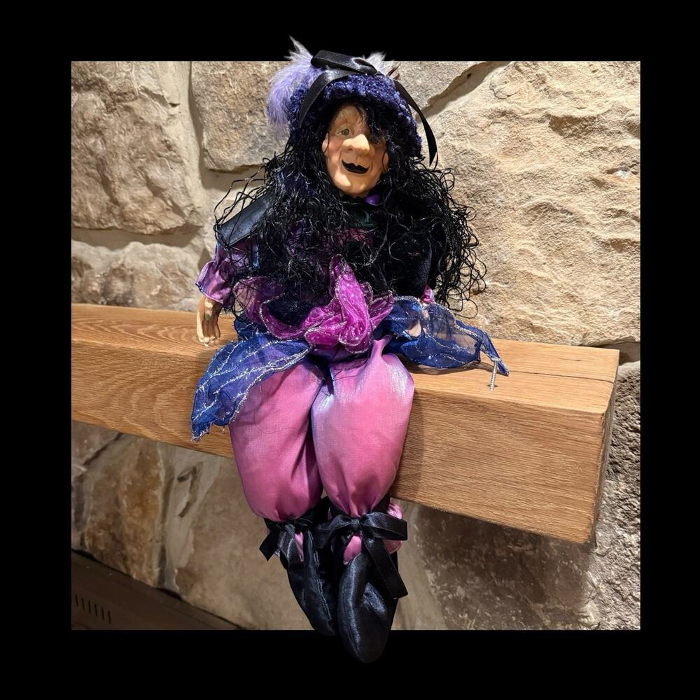 Halloween Witch Shelf Sitter Large 20” Tall Purple Black Outfit Fun Decor EUC